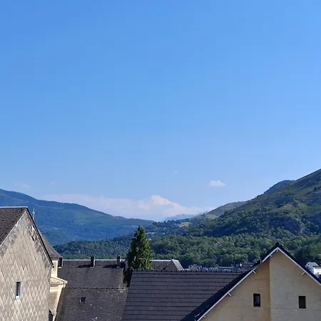Domus L'etoile Hotel *